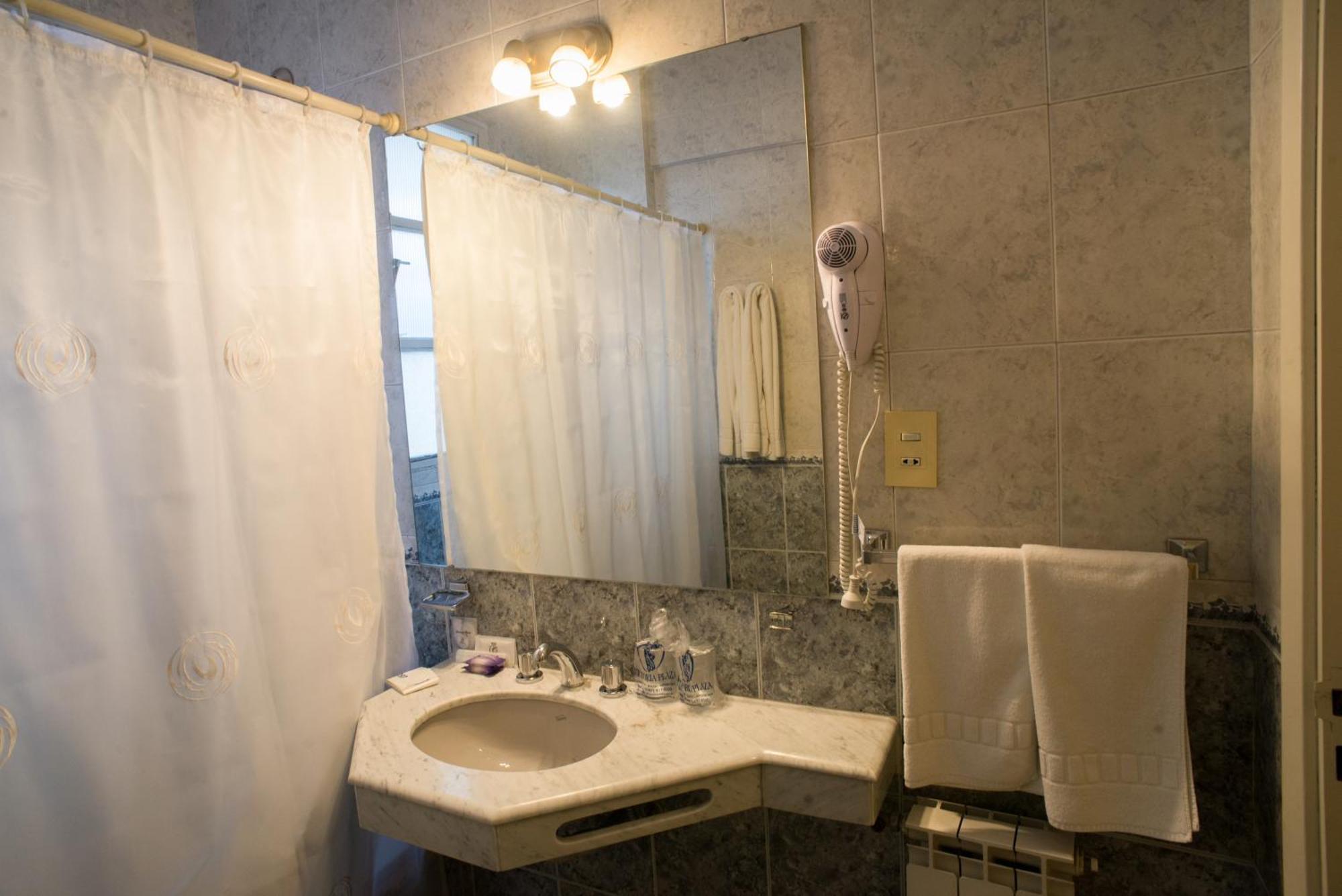 Hotel Victoria Plaza Сальта Экстерьер фото